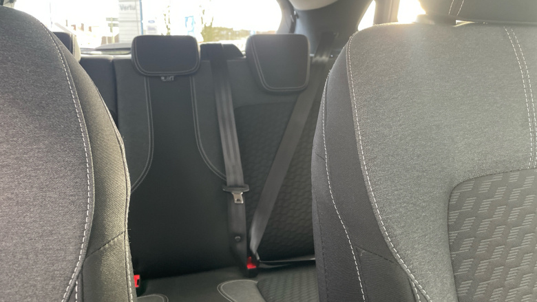 Ford Puma 1.0 EcoBoost Hybrid mHEV Titanium 5dr DCT Petrol Hatchback